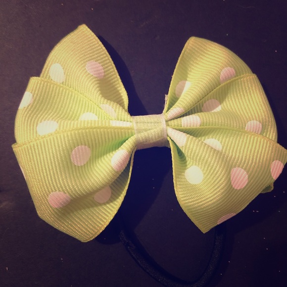 Bows - Picture 1 of 1